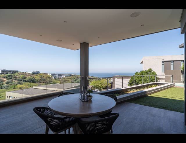 4 BEDROOM HOUSE FOR SALE IN UMHLANGA RIDGE
